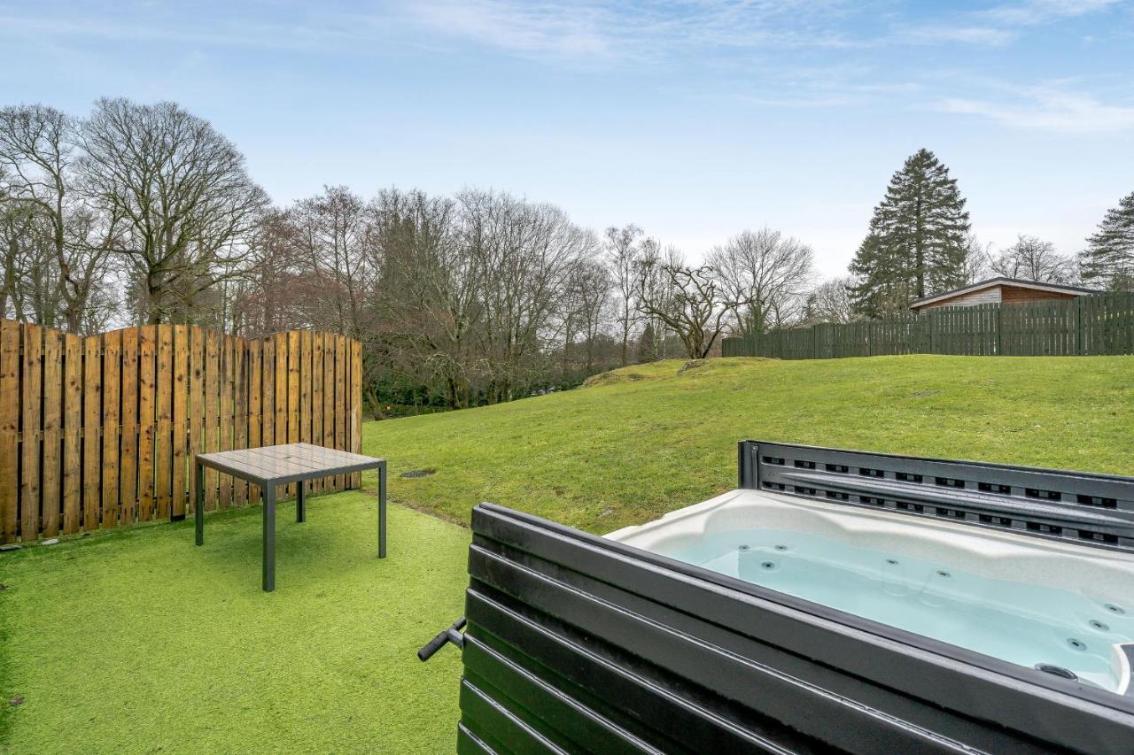 Yew - Woodland Cottages Bowness-on-Windermere Luaran gambar